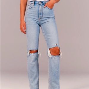 Abercrombie & Fitch The ‘90s Ultra High Rise Jeans